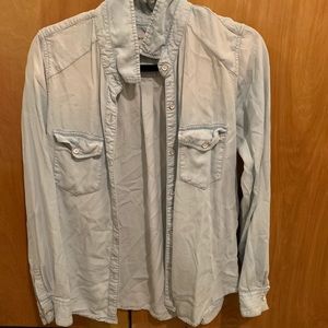 Young Hearts for Free denim looking button up - L